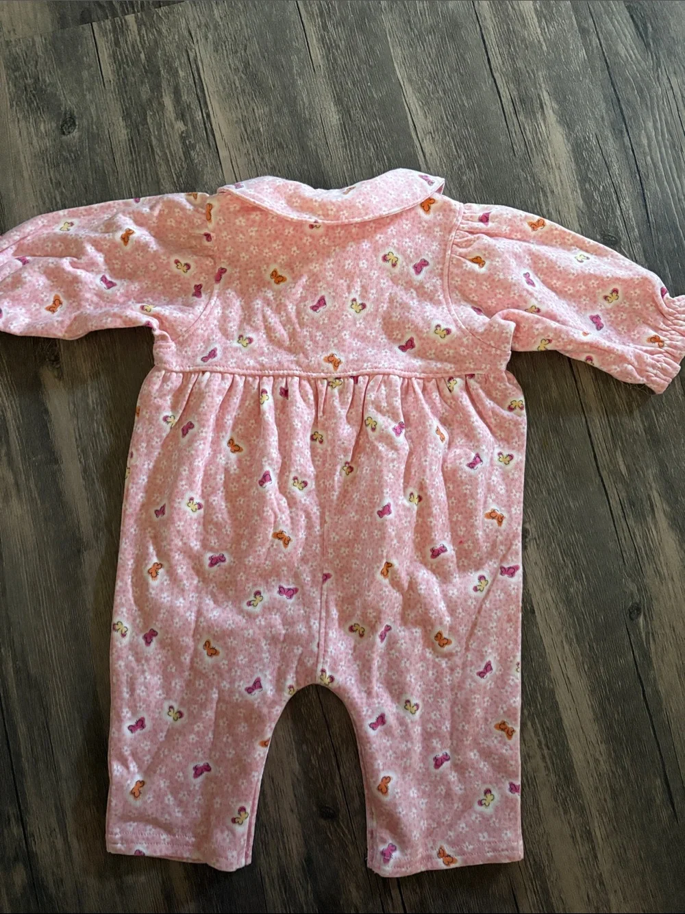 Vintage Carter’s Pink Butterfly Print Kids One-Piece Romper 0-3 months